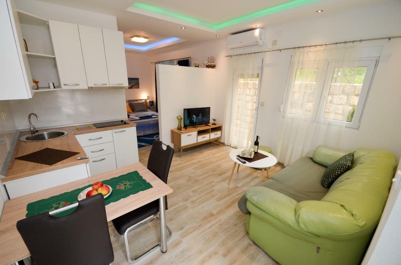 Apartment The Sea Coast Котор Екстер'єр фото